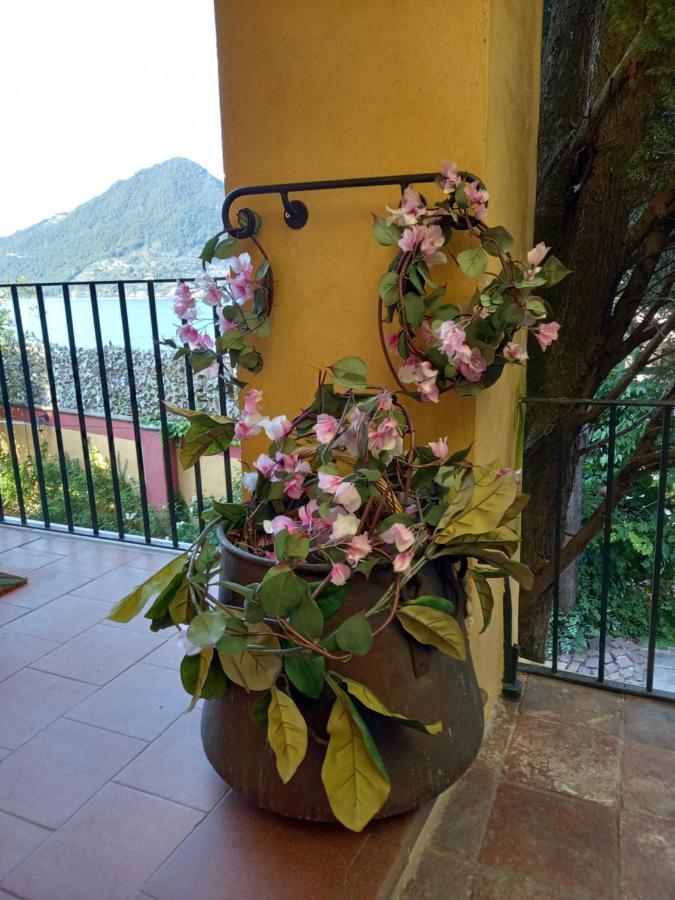 L'Oleandro Sul Lago D'Iseo B&B Сулцано Екстериор снимка